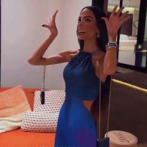 anna satânica 🥂 tweet media