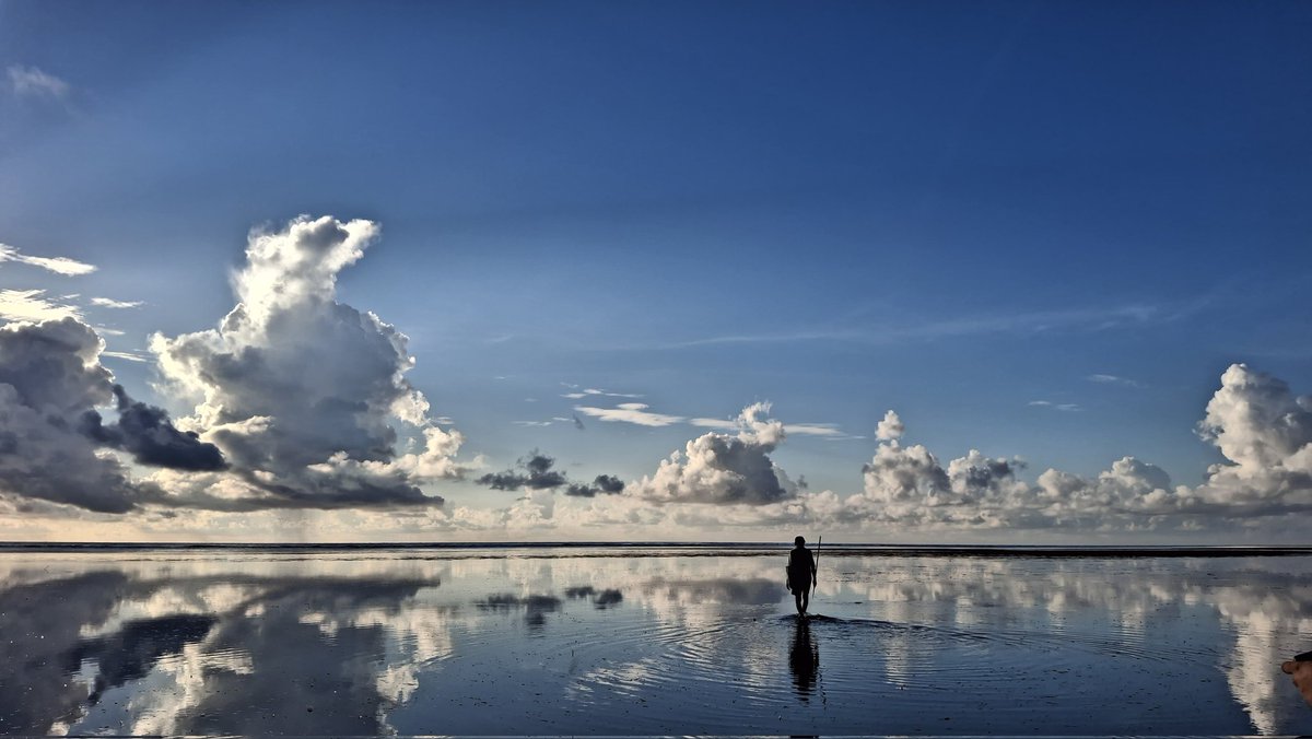 nyenyenye tweet media