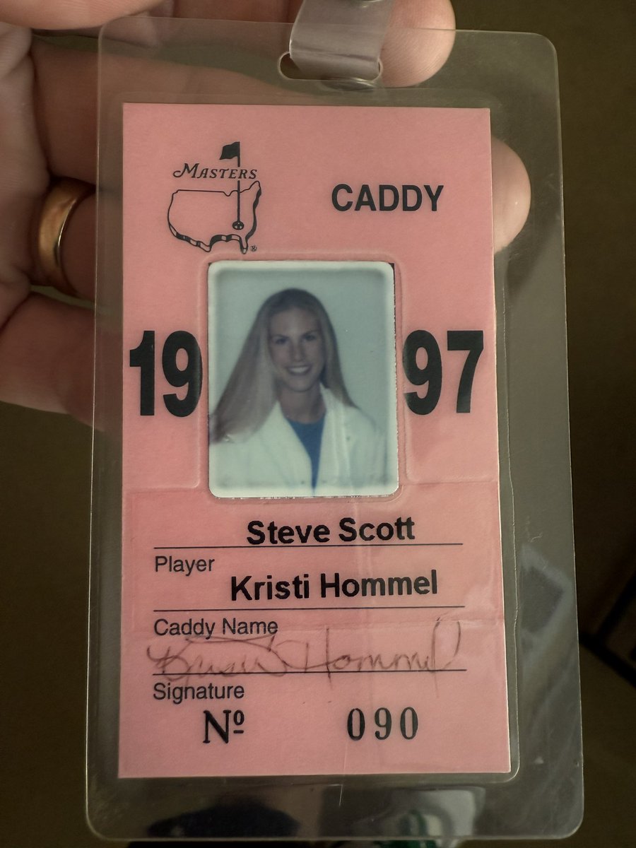 sscottpga's tweet image. I know we see female caddies in the Par 3, but how many female caddies have caddied in The Masters tournament? @JustinRayGolf might know this 🤞