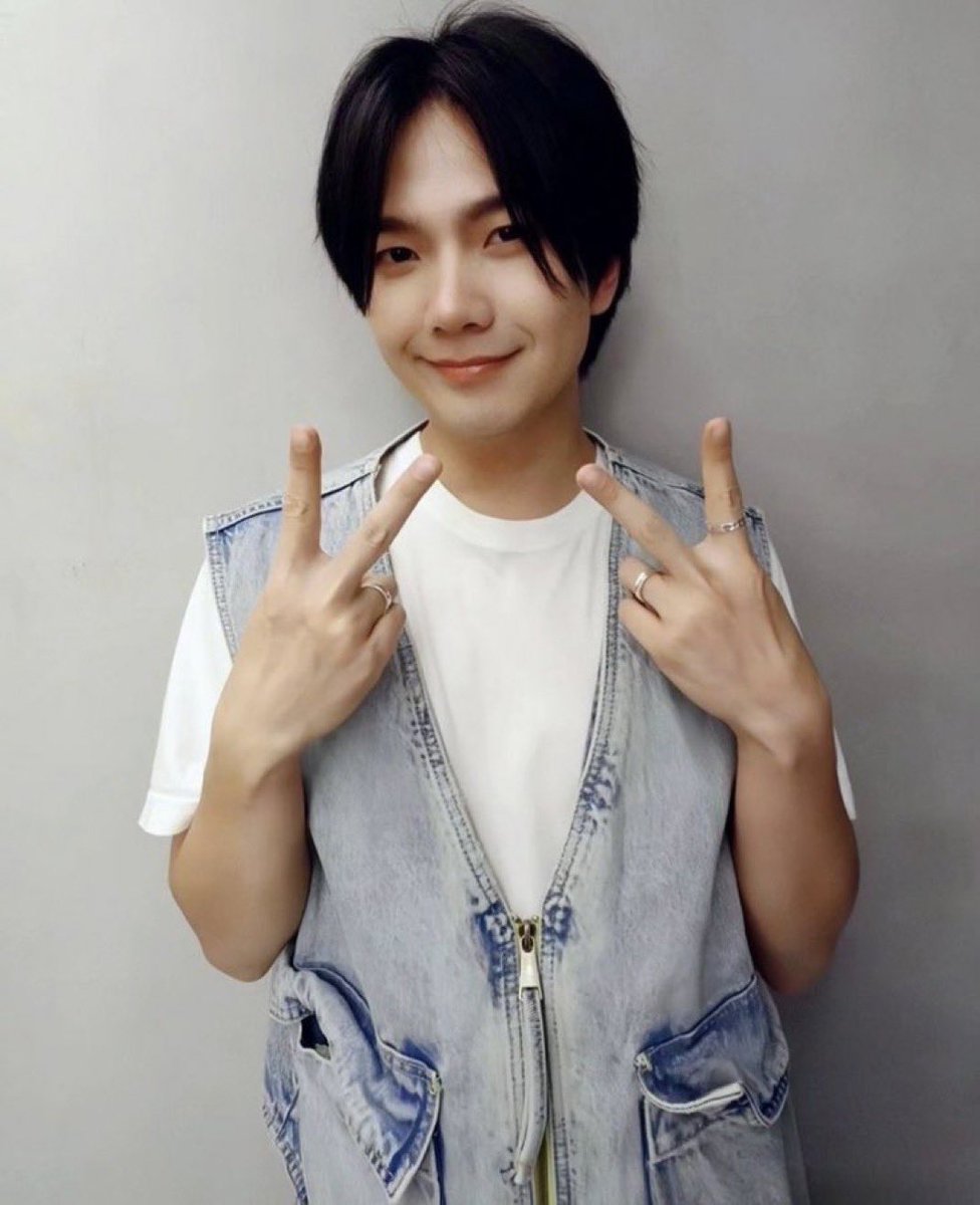 cad_1070🪷 tweet media