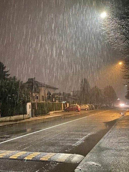 amo este clima 🌨🌧