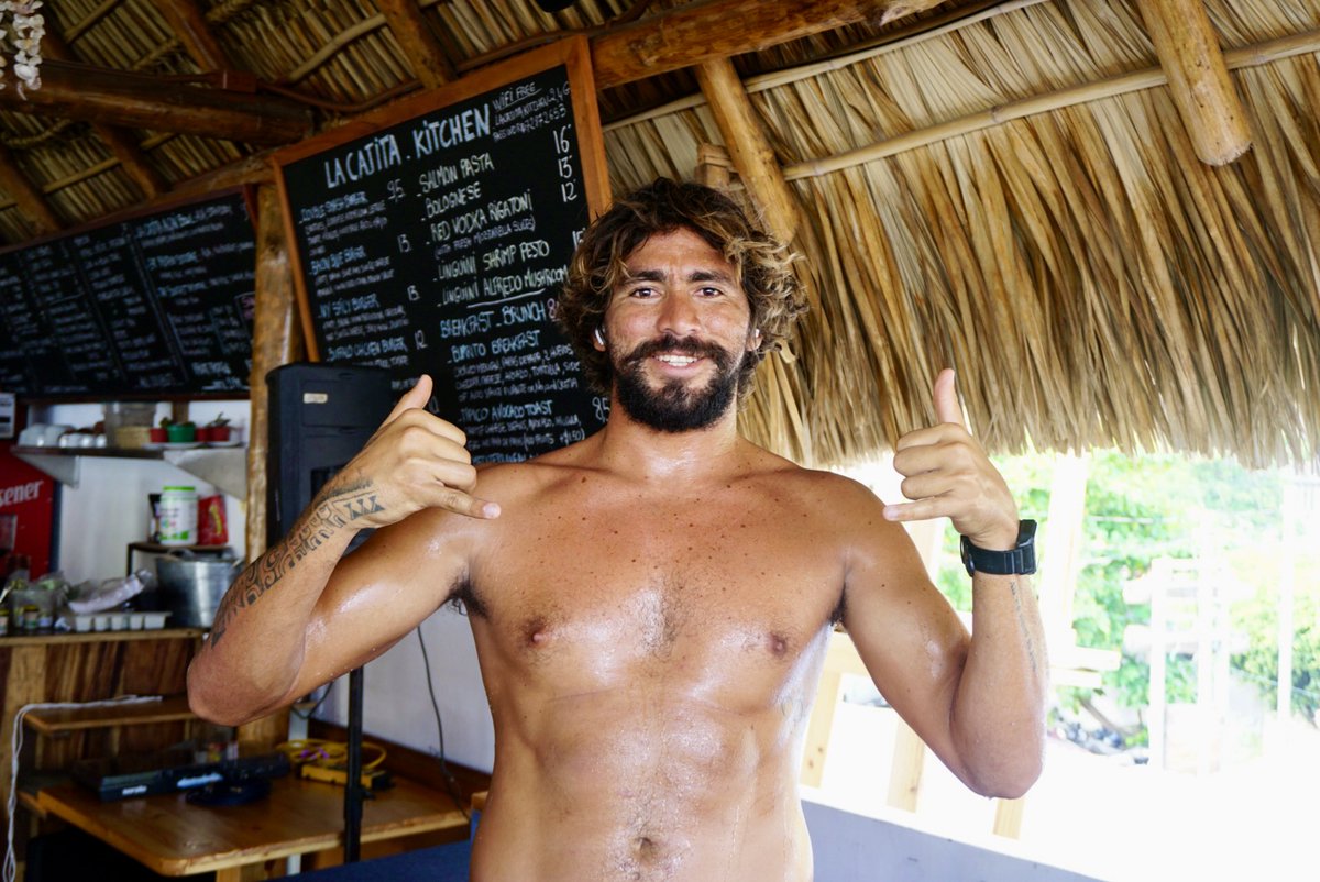 Goodlife El Salvador tweet media