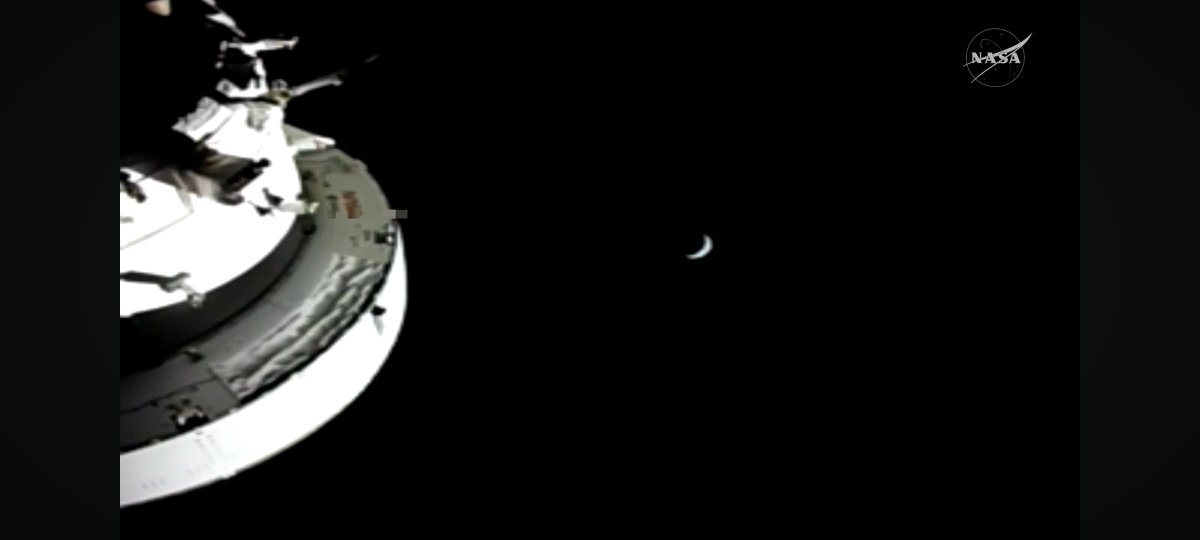 First in my bloodline to witness
Crescent of the Earth! 👎🏽