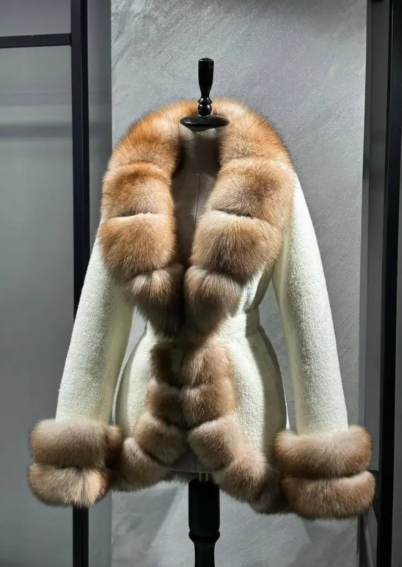 𝓜𝓸𝓷𝓲 𝙇𝙞𝙠𝙚 𝙢𝙤𝙣𝙚𝙮 archives☆ tweet media