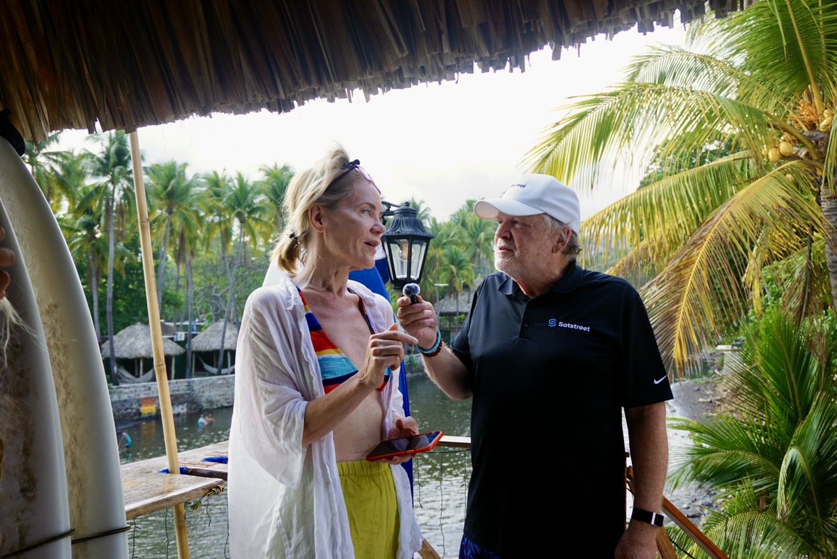 Goodlife El Salvador tweet media