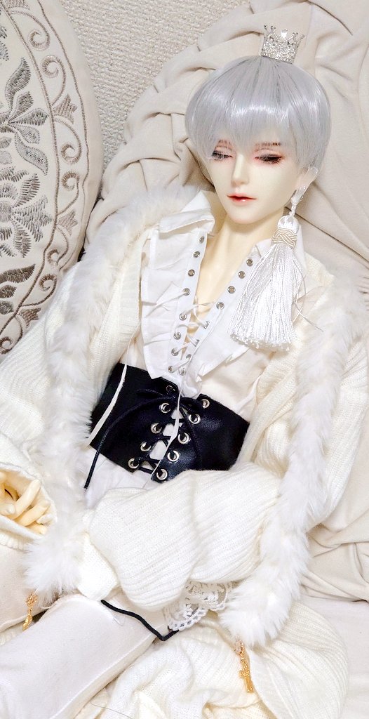 Doll_Hositogi's tweet photo. #4月になったのでフォロワーさんに自己紹介しようぜ
#おはドル
うちの子だいすき!やりたい事たくさん、光のオタクと言われます。星伽です(꒪˘꒳˘꒪ )ಣ︎🌟
今月もうちの子かわいいと、こんなうちの子みたいを原動力に、素敵をリポストして参ります🌼*・
よろしくっ
#LITTLE_MONICA
#Dikadoll https://t.co/FB47dSkxVP