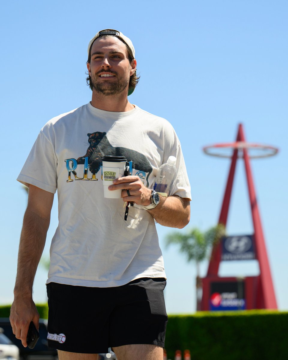 Los Angeles Angels tweet media