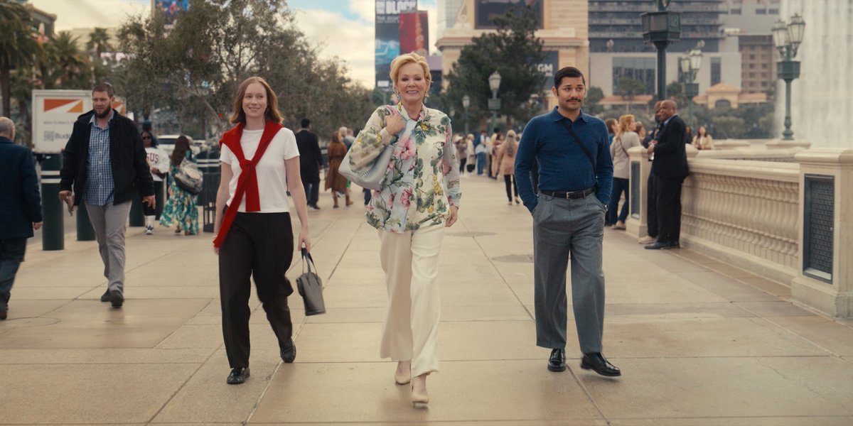 best of hannah einbinder tweet media