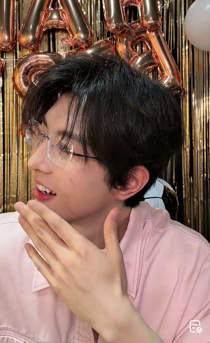 Paprika85 tweet media