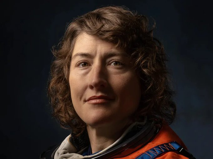 Astronomiaum tweet media