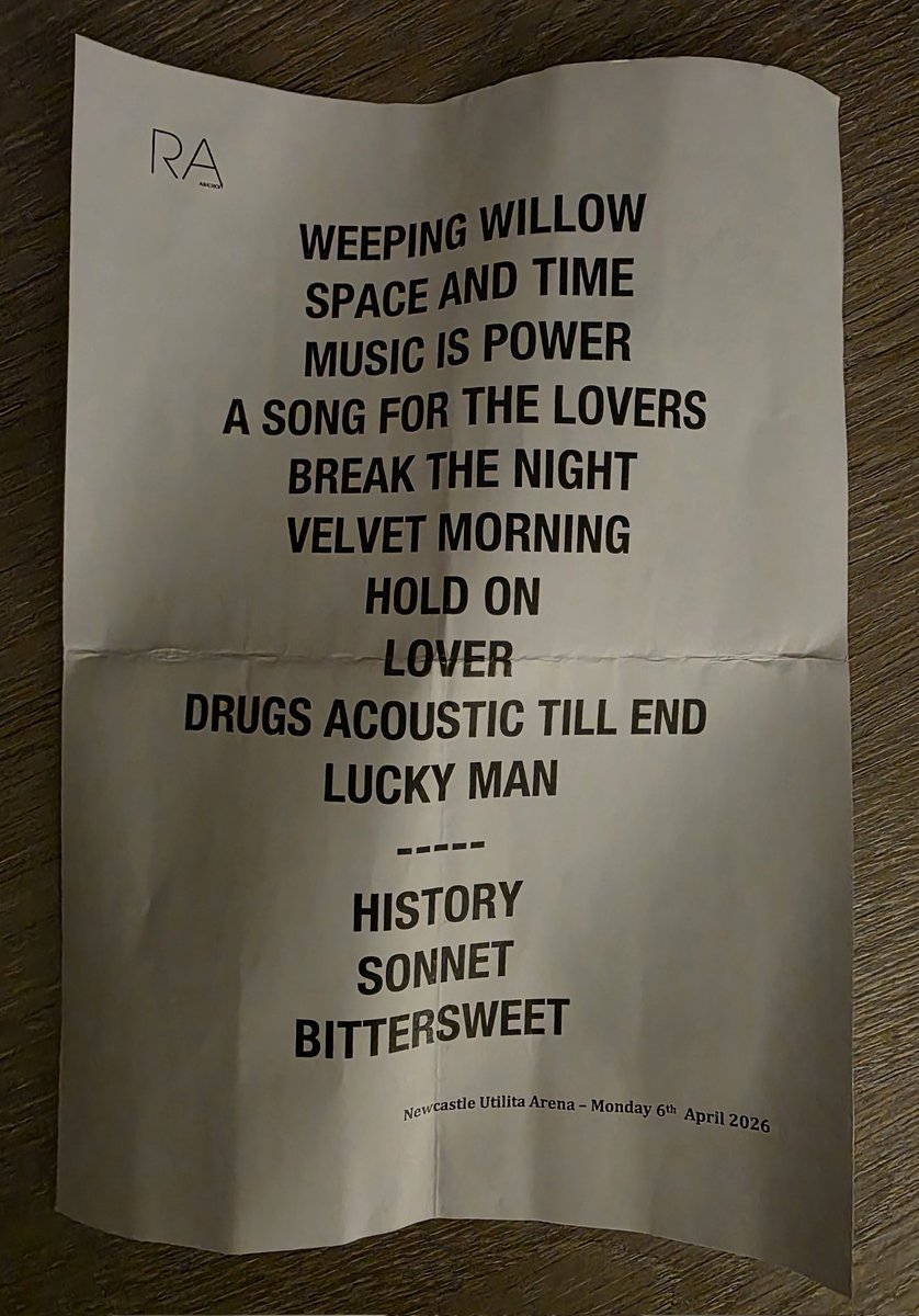 JK 🎧📚🐈⬛️🏂 tweet media