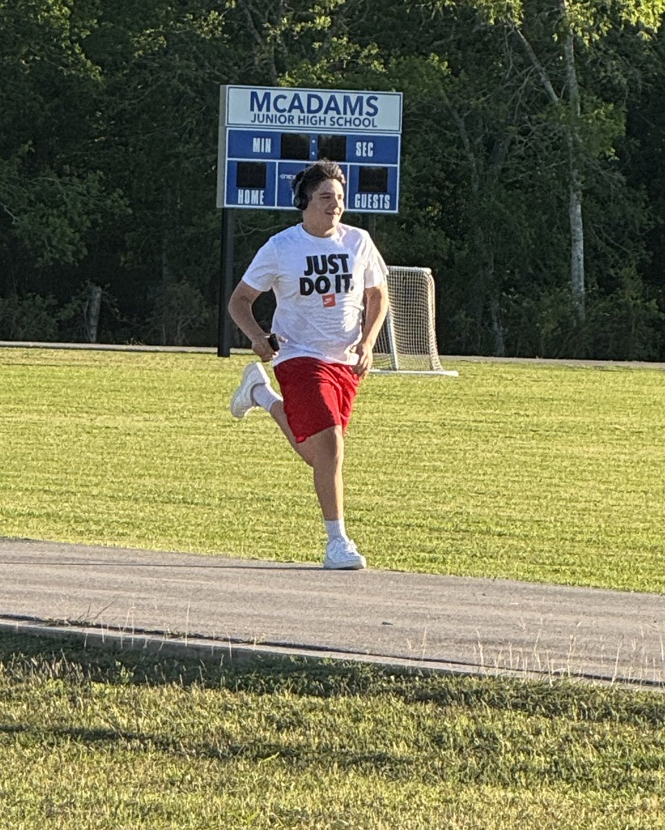 AJ Hanley tweet media