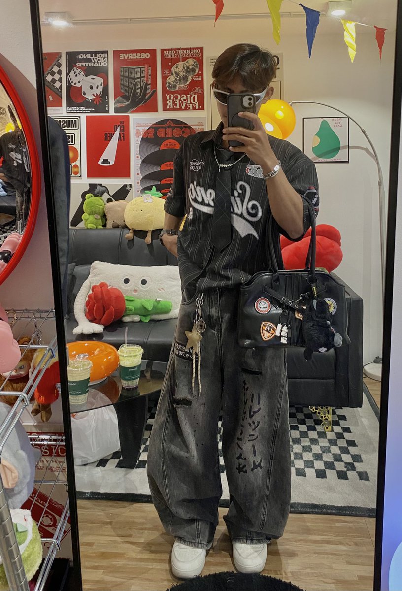 Tzy Rāk ✨ tweet media