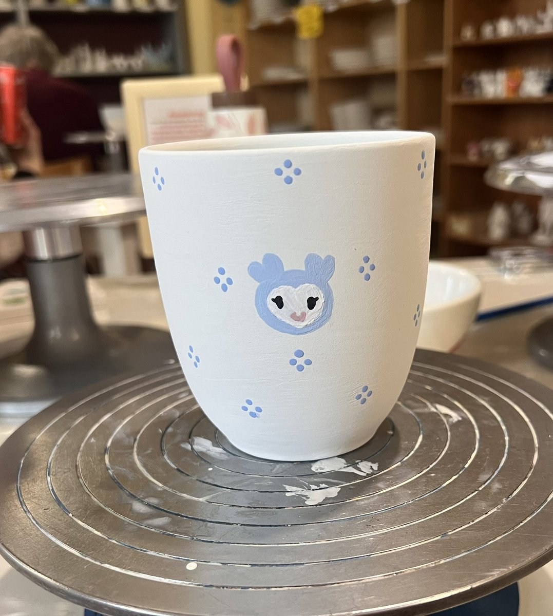 NayeonLvr's tweet photo. Praying this burns well and ill have a Nayeon cup/mug 🙏🙏 Shes not perfect but she will be all mine https://t.co/qmjRpBakEX