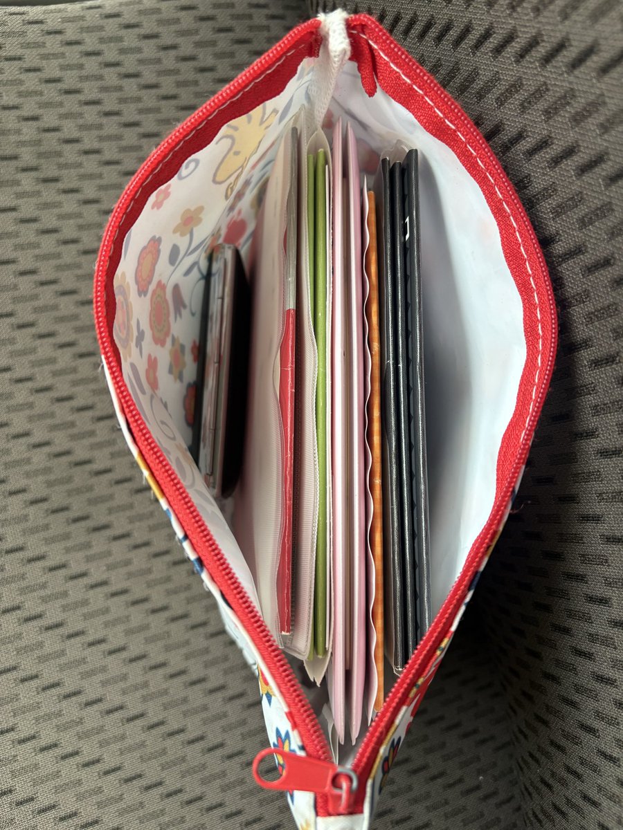 ベリツヨス tweet media