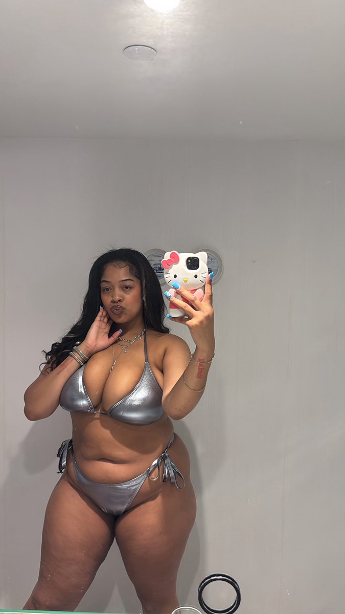 Mrs Last Laugh tweet media