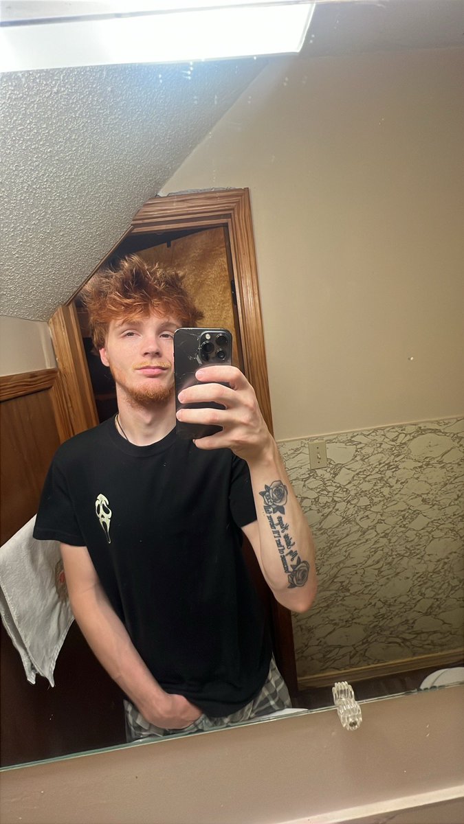 forbiddenging👹😶‍🌫️ tweet media