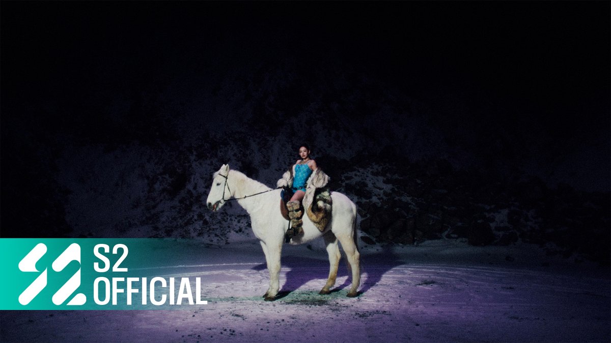 Who is ☁️? 👁 tweet media