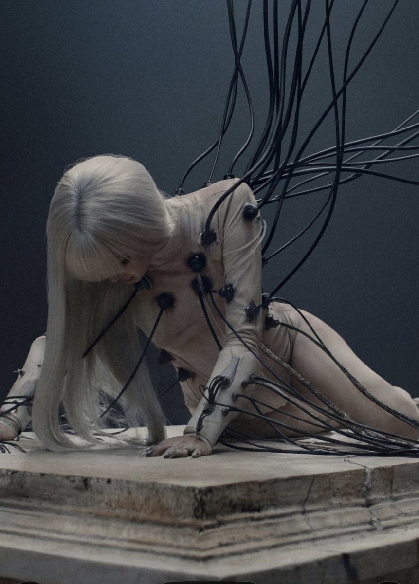 LISA RADIO tweet media