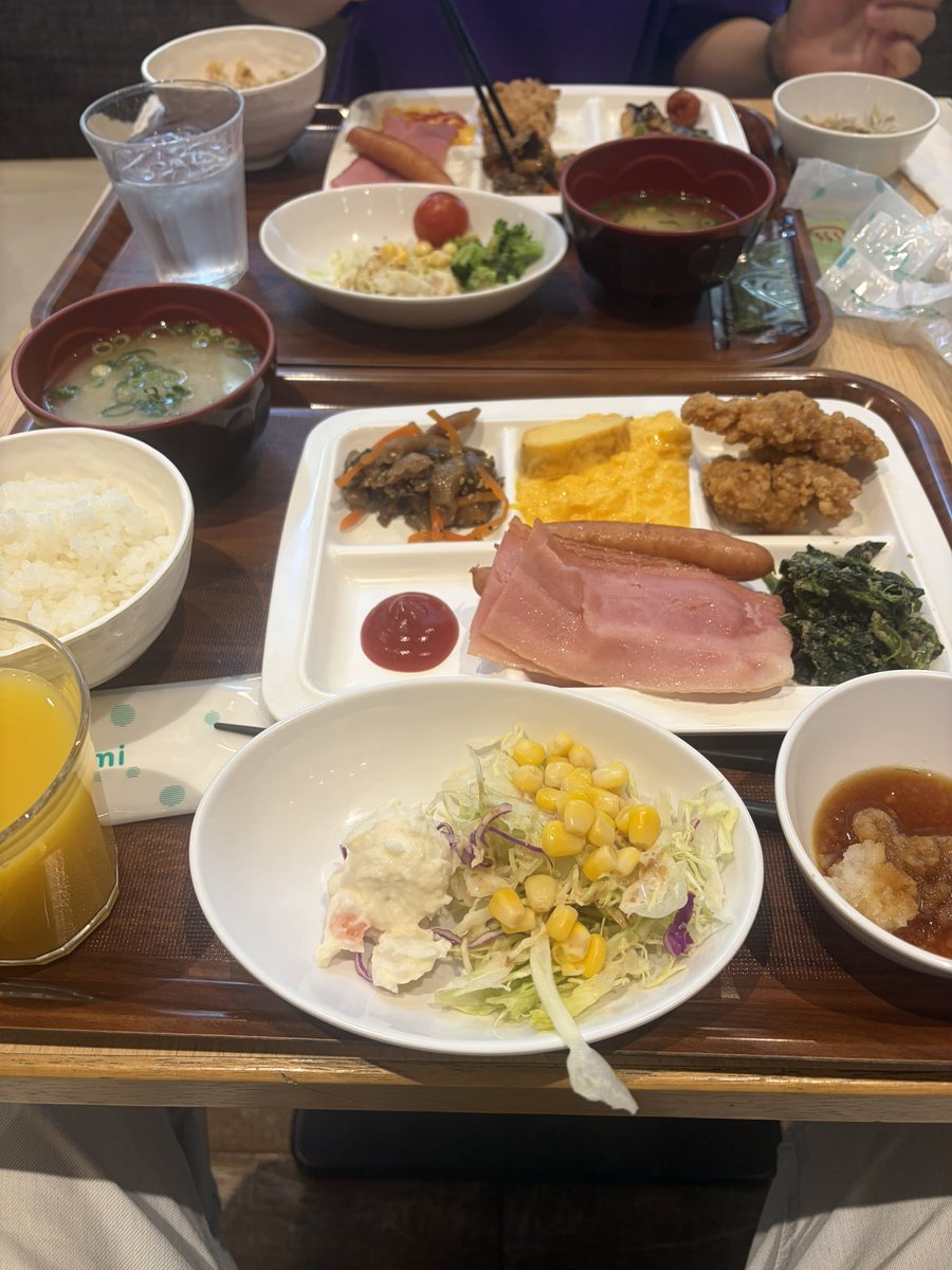 自宅近くのホテルで朝食だけ食べた🥰