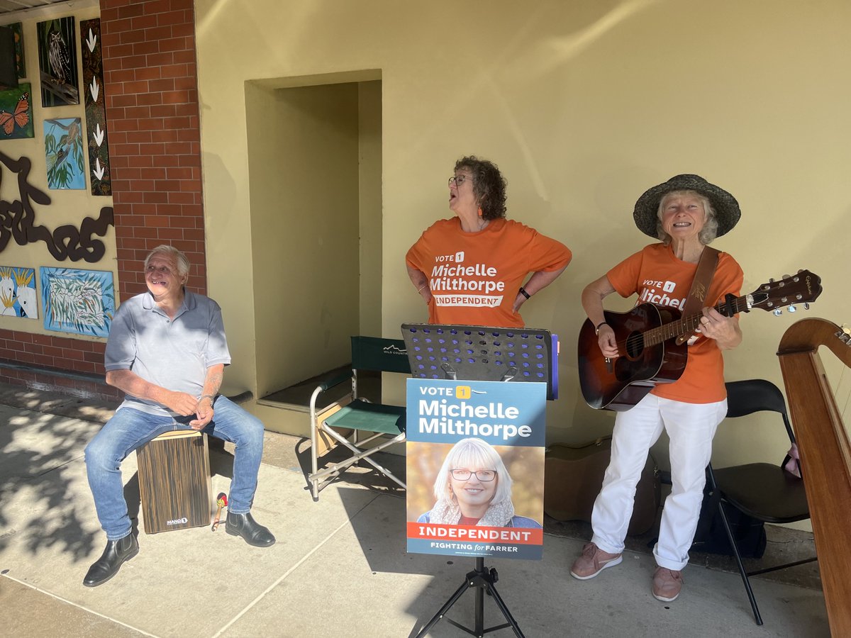 dginnivan's tweet photo. All happening at Corowa this morning! #michellemilthorpe4Farrer Welcoming campaign music, speech from Michelle at 10.30 ⁦@adropex⁩ ⁦@VoicesForAU⁩ https://t.co/YXCFlrWYIQ