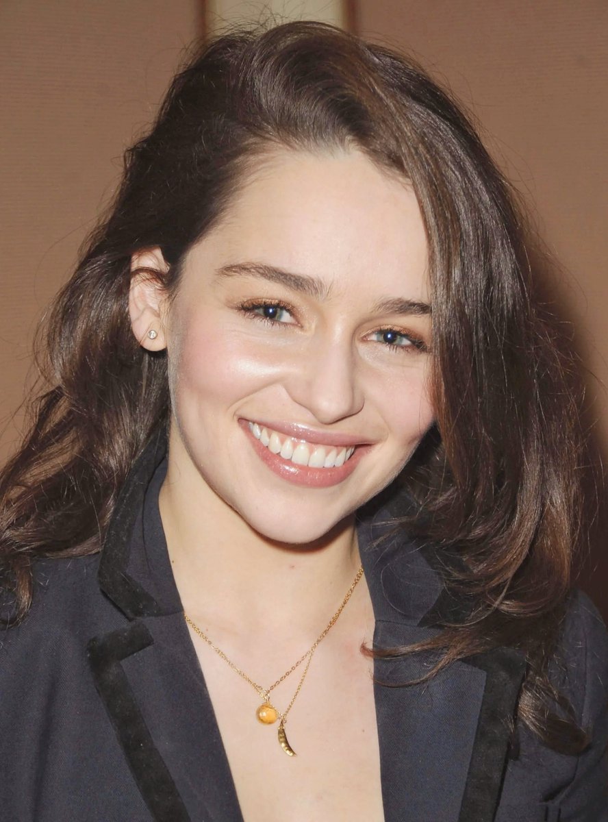 HollywoodFaces tweet media