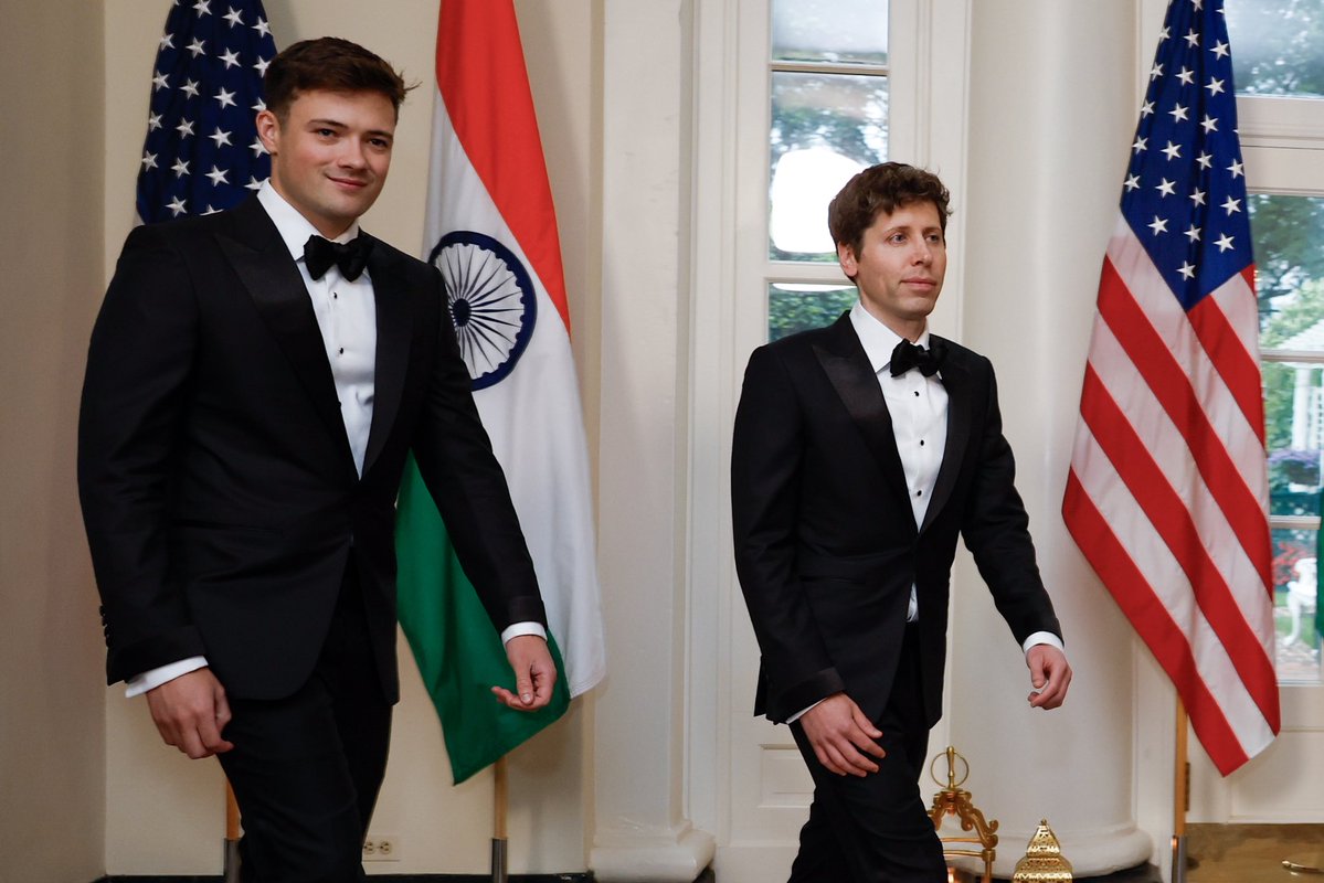 Gay Interrupted tweet media