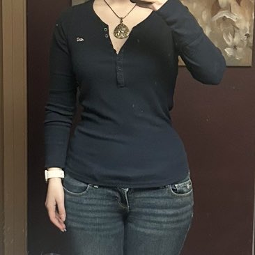 applecore07's tweet image. 25 pounds down with same shirt and same cafe bathroom #edtwt #bodycheck