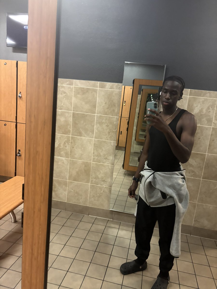 jdskii 🏄🏾‍♂️ tweet media