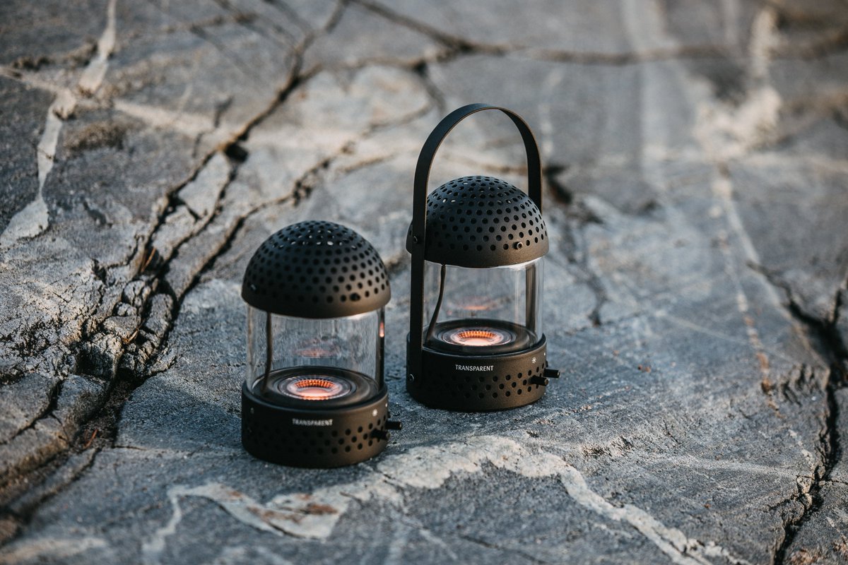 NAVYS_inc's tweet image. 光と音が透き通る。
TRANSPARENTのLight Speakerと過ごす、
静かで美しい音の風。
＃TRANSPARENT ＃GIFT ＃navys