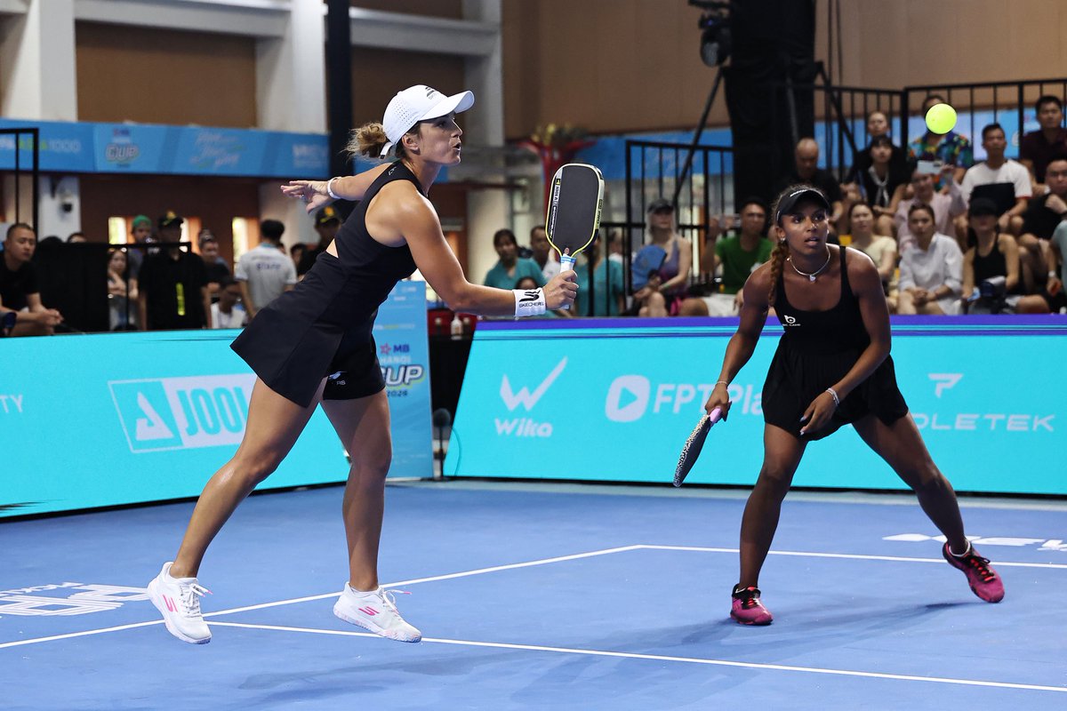 Catherine Parenteau tweet media