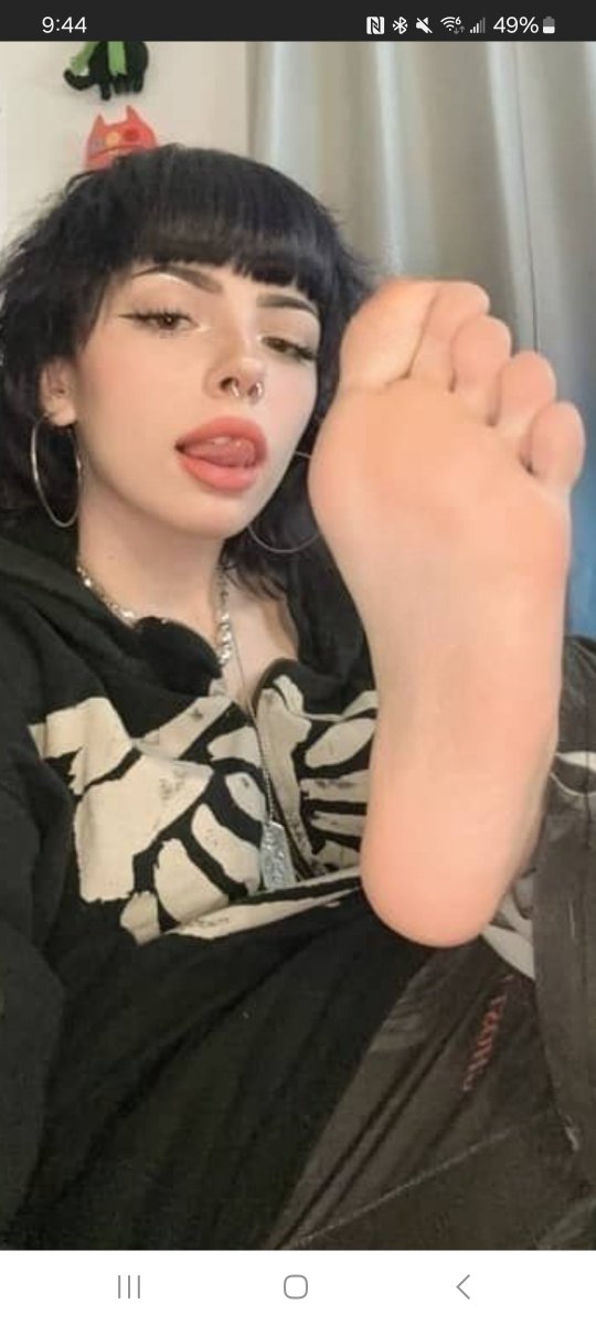 Beauty_below1's tweet photo. #feet #toes #soles #barefoot #footfetish #cute #beautiful #egirl #goth https://t.co/TZGhd8YyQr