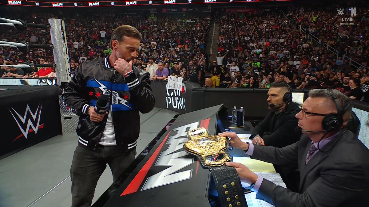 LuigiWrestling tweet media