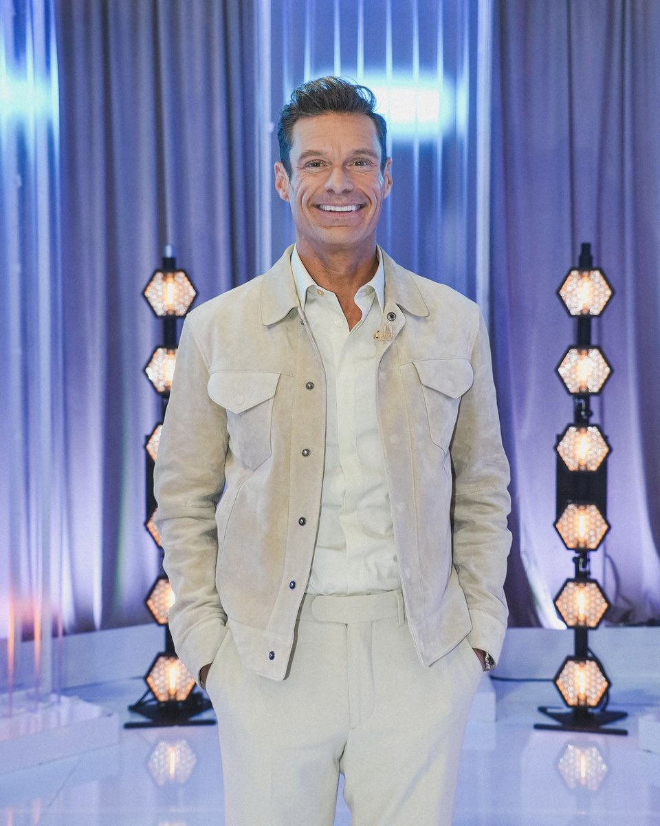 RyanSeacrest's tweet image. Who’s ready for 90s night on #AmericanIdol? Tune in!