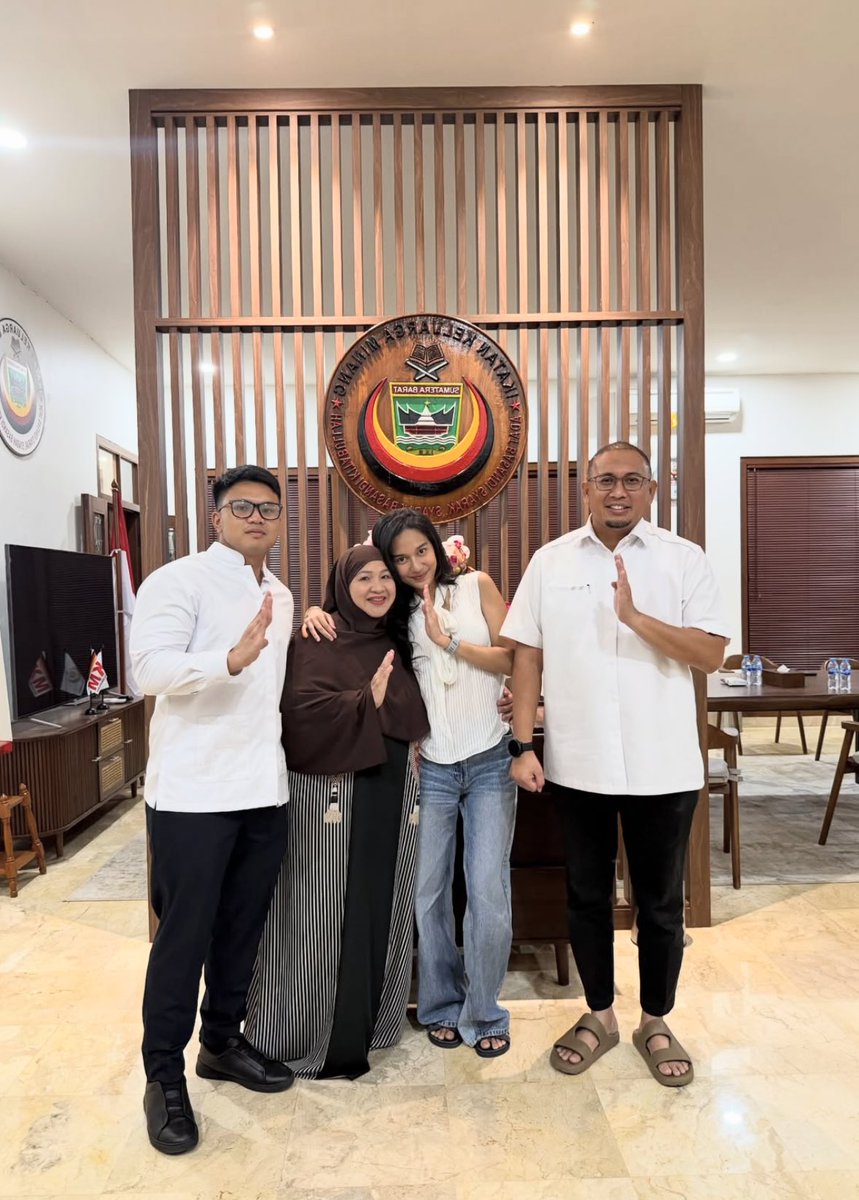 folkative tweet media