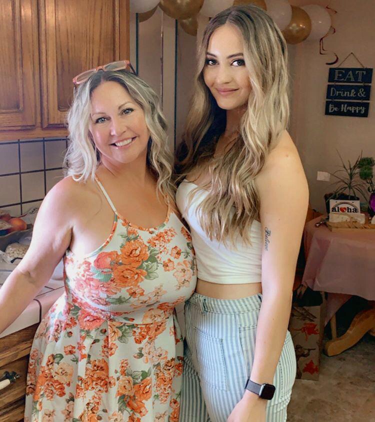 MilfsHub tweet media