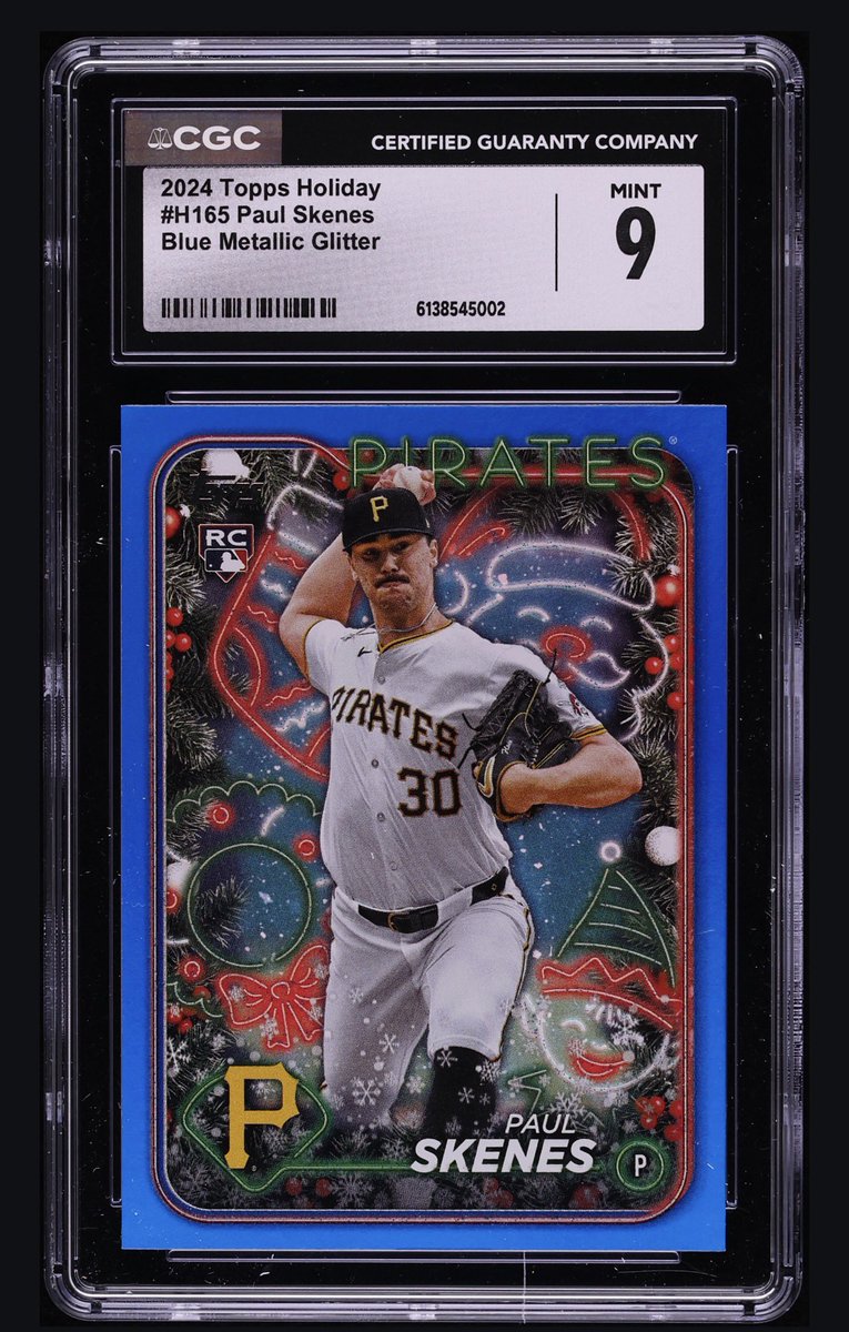 CleskeyC's tweet photo. Paul Skenes – 2024 Topps Holiday Blue Metallic Glitter Rookie. CGC 9 MINT.

🔹 Population 1 of 2 (only one graded higher)
🔹 Rare blue metallic glitter parallel
🔹 One of MLB's most electric young arms

📍 $5 current bid
⏰ Auction ends April 13 on Fanatics Collect

👉 Bid here: https://t.co/8cOR4EeTnx

#PaulSkenes #ToppsHoliday #RookieCard #Pirates #BaseballCards #FanaticsCollect