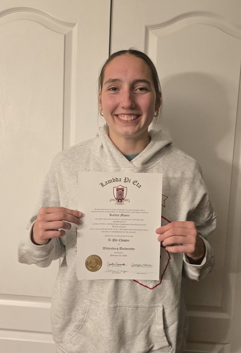 Dawn4Moore tweet media