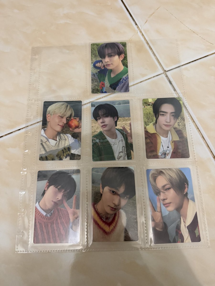 mang9yu's tweet photo. WTS 🇲🇾 #pasarENHYPEN #pasarENHYPENmy 

ENHYPEN OB PC 
RM 10 each
(include postage WM)
❗️ Postage every Tuesday ONLY
DM if interested https://t.co/MUuXKhmcGd