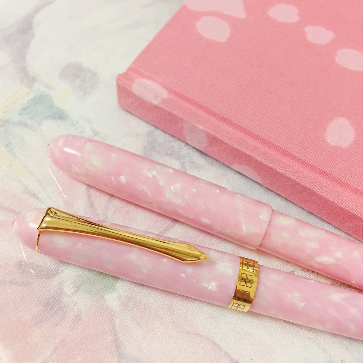 エリー tweet media