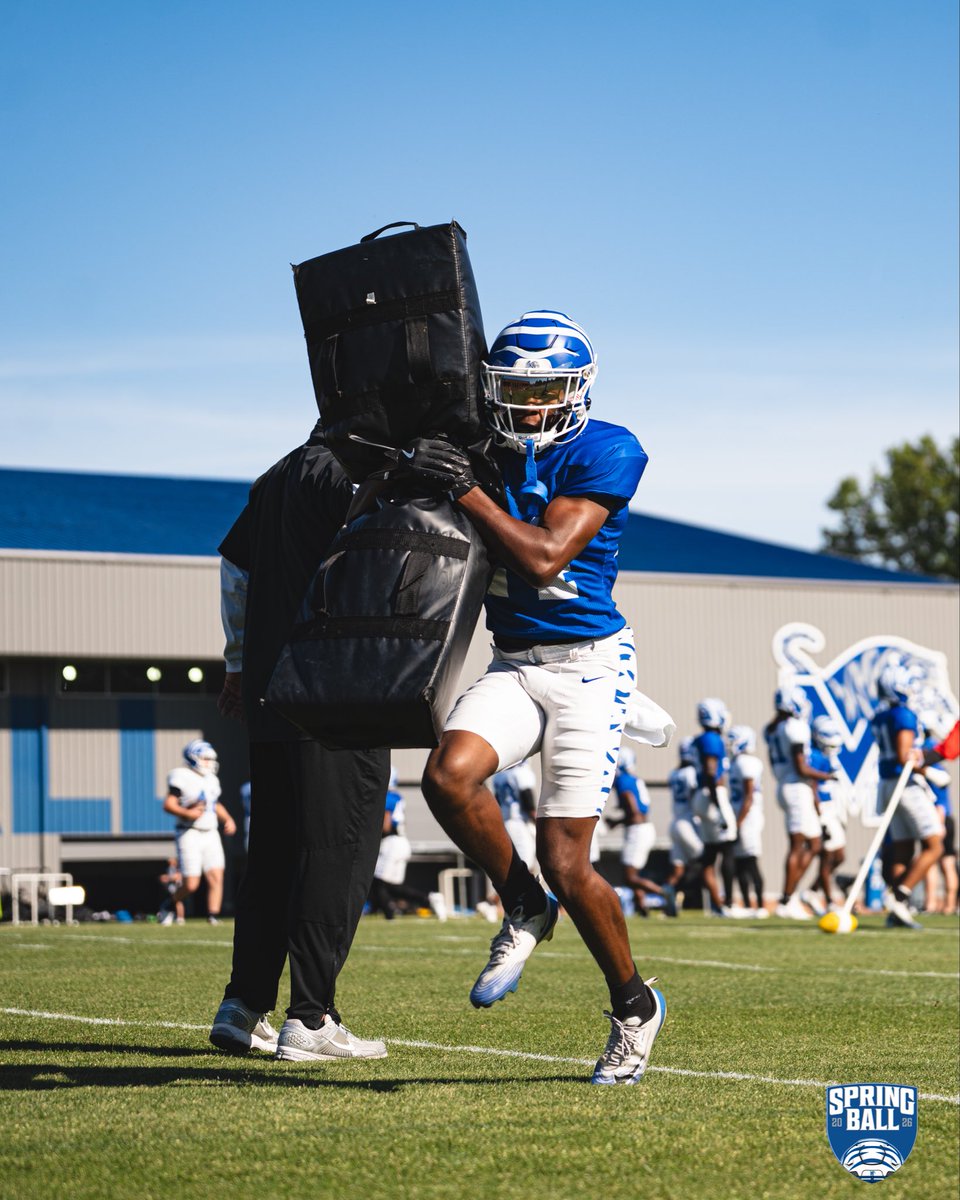 MemphisFB's tweet image. Already thinking about Day 10 💪

#GoTigersGo | #CloseTheGap