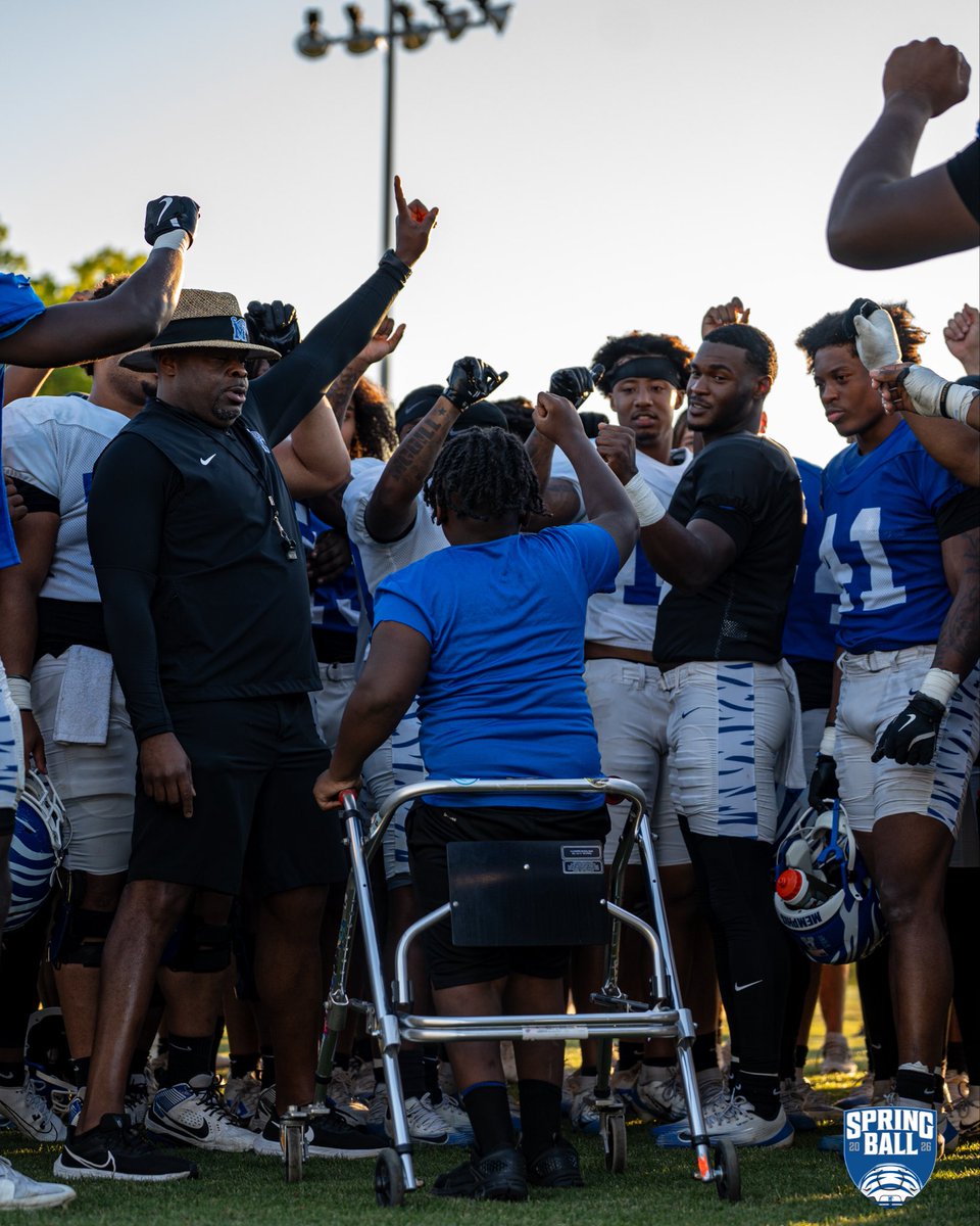 MemphisFB's tweet image. Already thinking about Day 10 💪

#GoTigersGo | #CloseTheGap