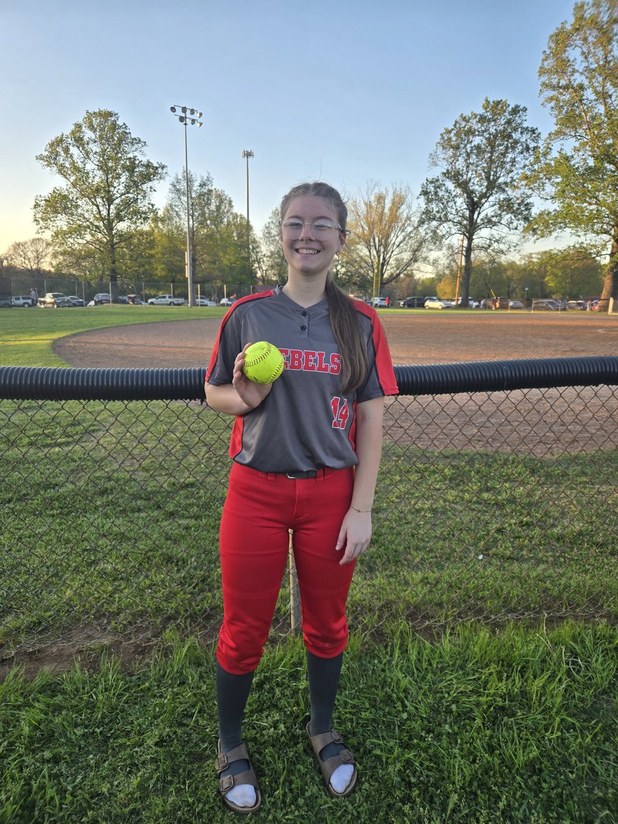 Aurora Johnson tweet media