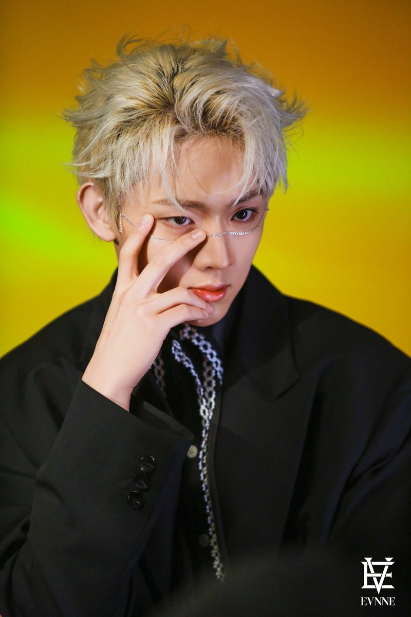 seungeon pics tweet media