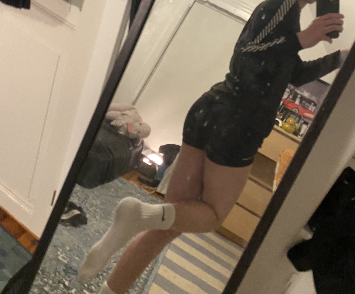 femboycatlover's tweet photo. Yes or no????
#femboy #twink #femboyass #femboyfeet #gay #kink #seller https://t.co/pwXk3VyYtW