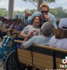 Social Media Satire tweet media