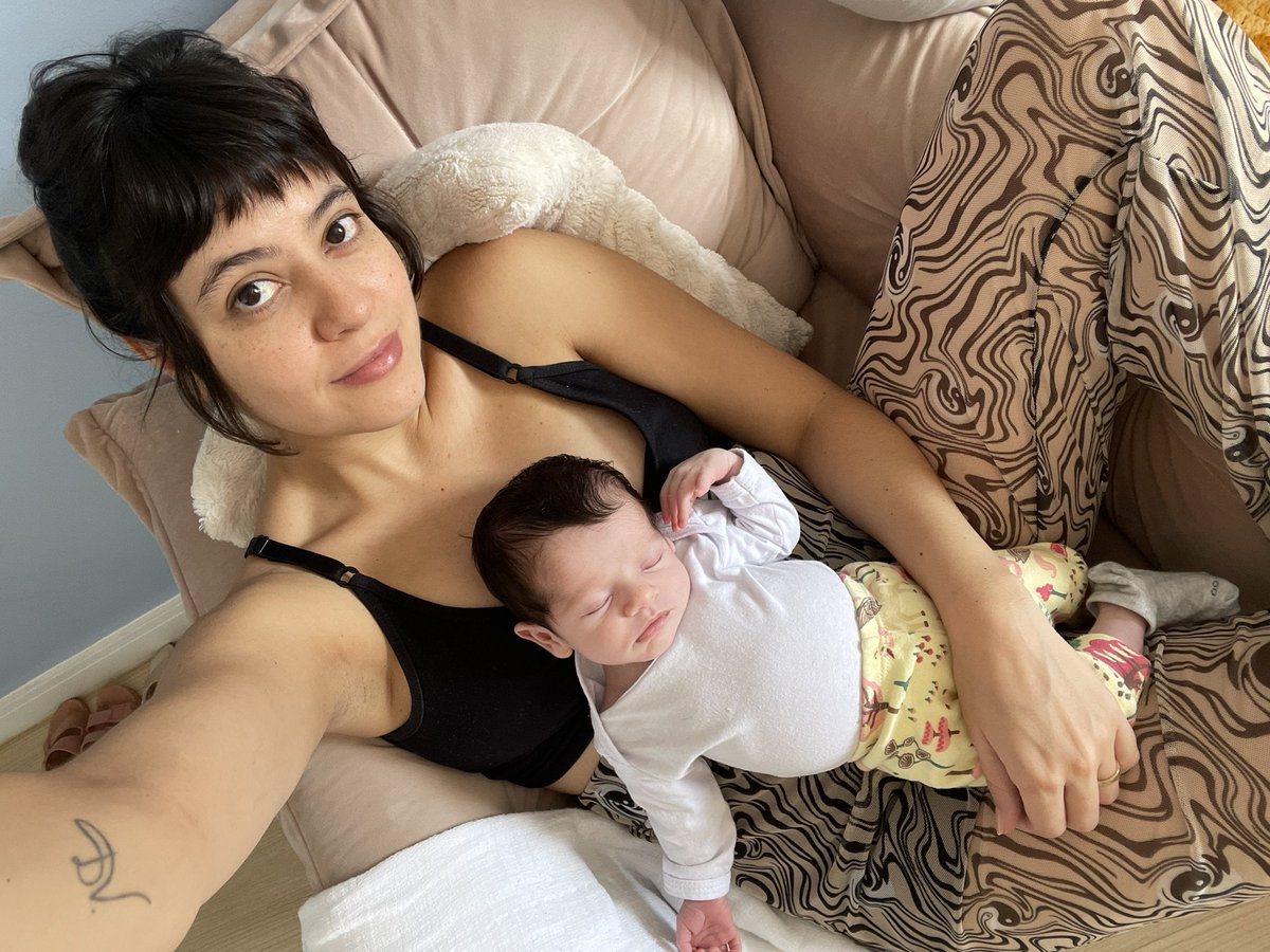 Praticante de voguing com 15 dias