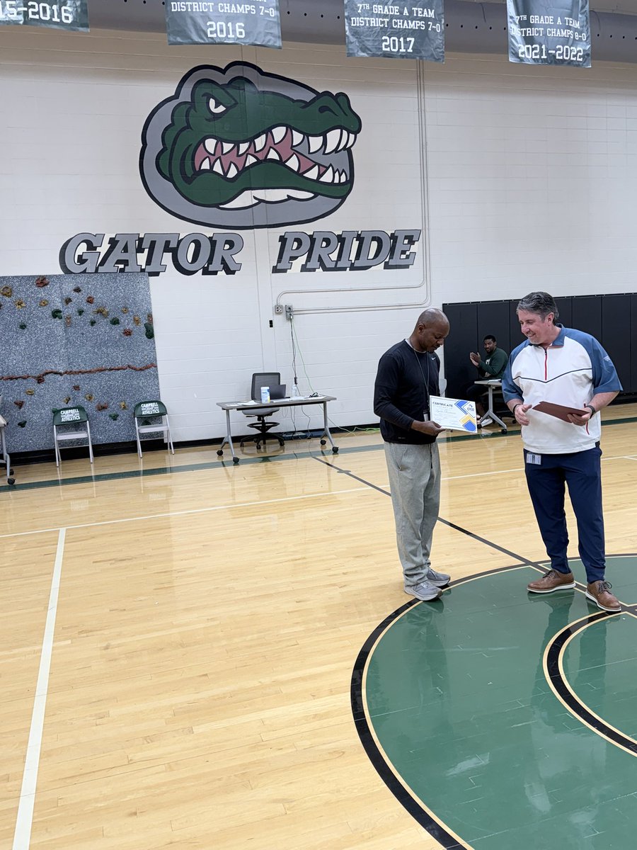 Campbell Middle tweet media