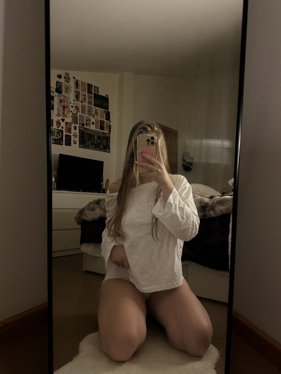 mary ☄️ tweet media