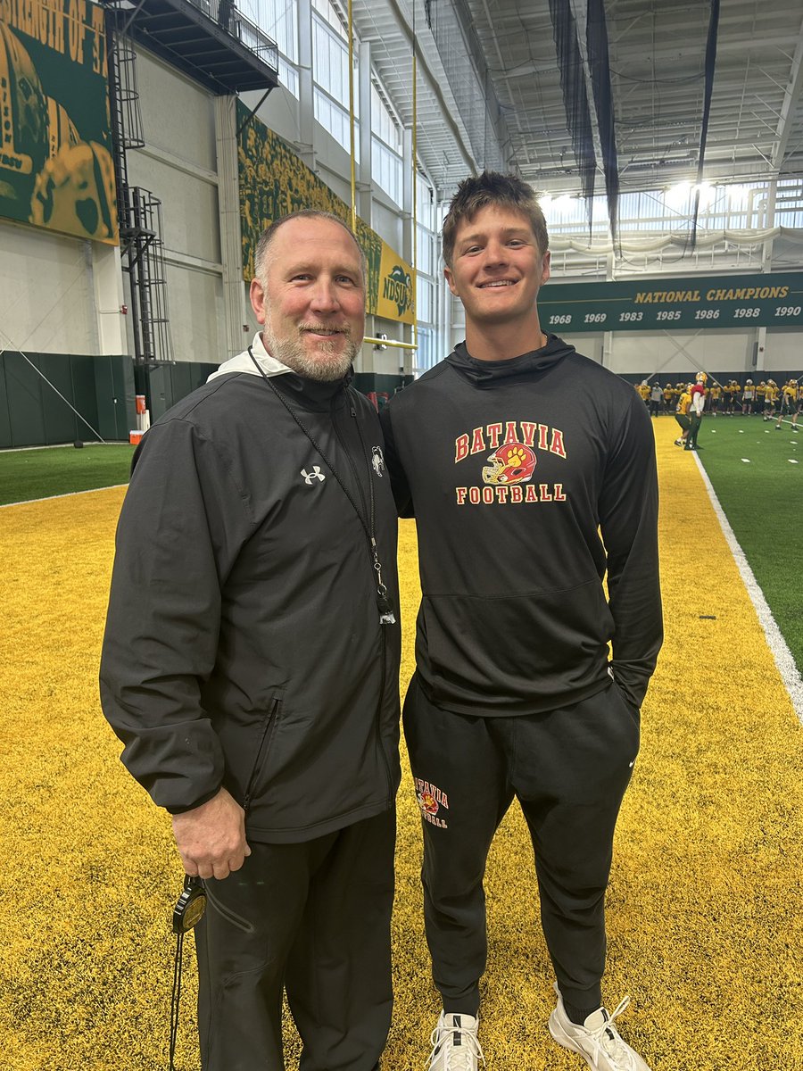 Michael Vander Luitgaren tweet media